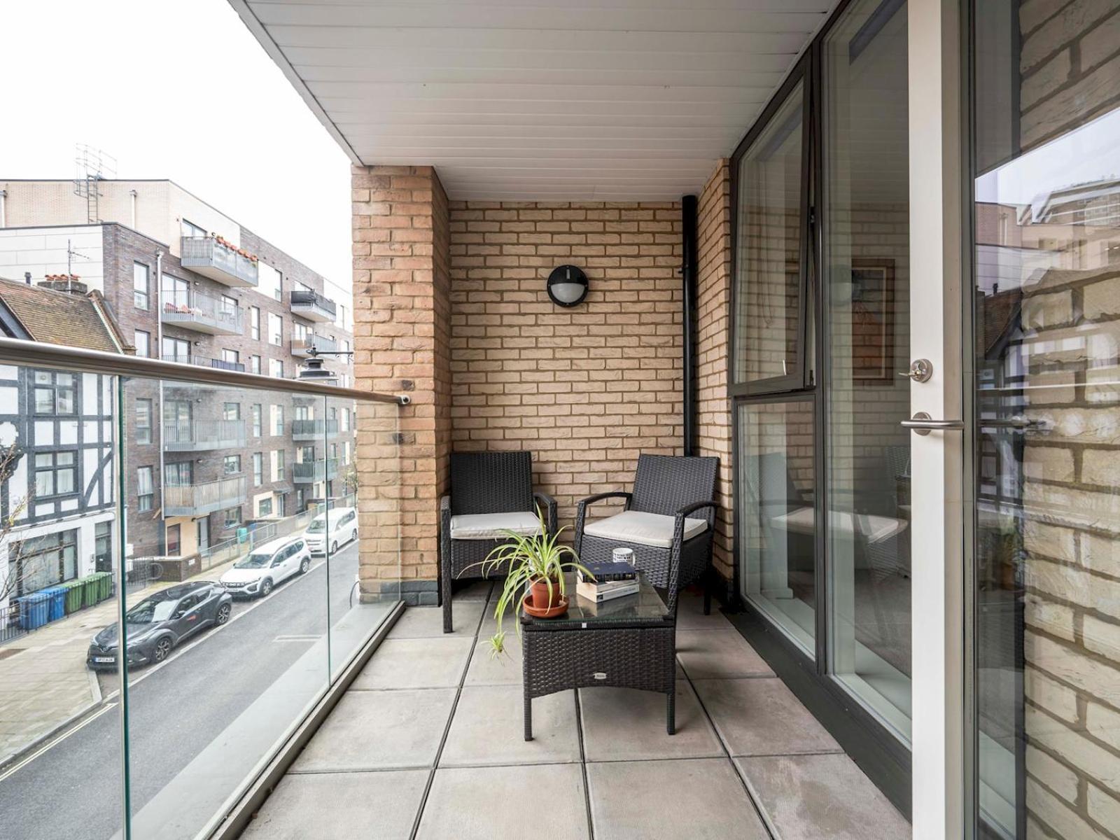 London Apartment Near Tower Bridge And Tube Pass The Keys المظهر الخارجي الصورة